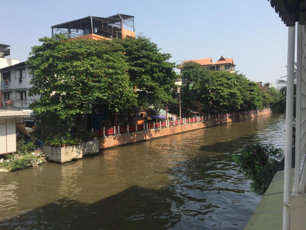 Nacorn Hostel